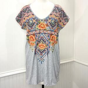 Johnny Was Gray and Multicolor Embroidered Tee